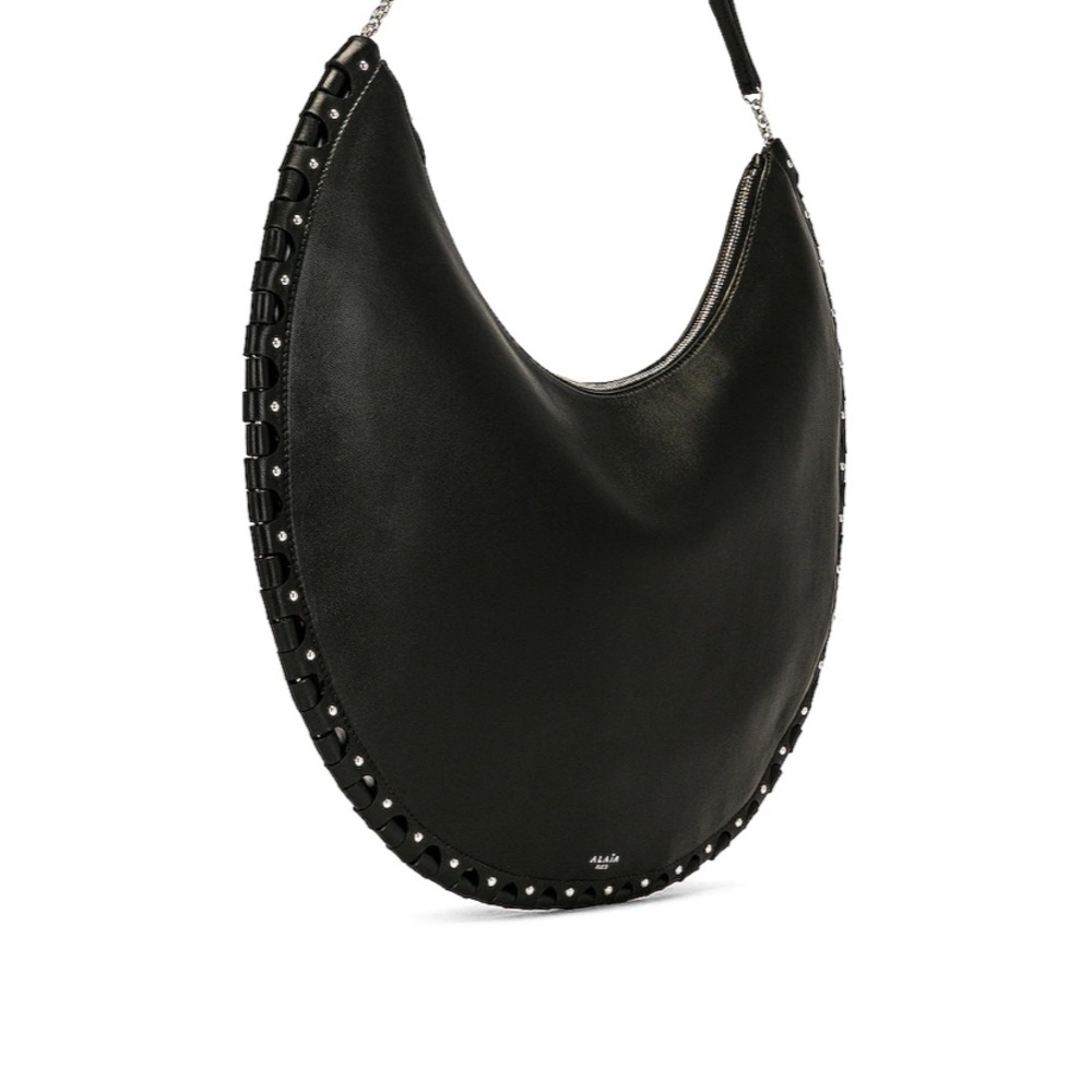 Alaia purse, worn twice. Beautifully made!